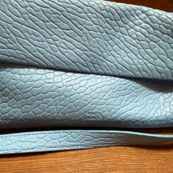 Designer bags- The Sak, Vince Camuto, Fossil, Shiseido, and more- Please read! - Picture 3 of 7